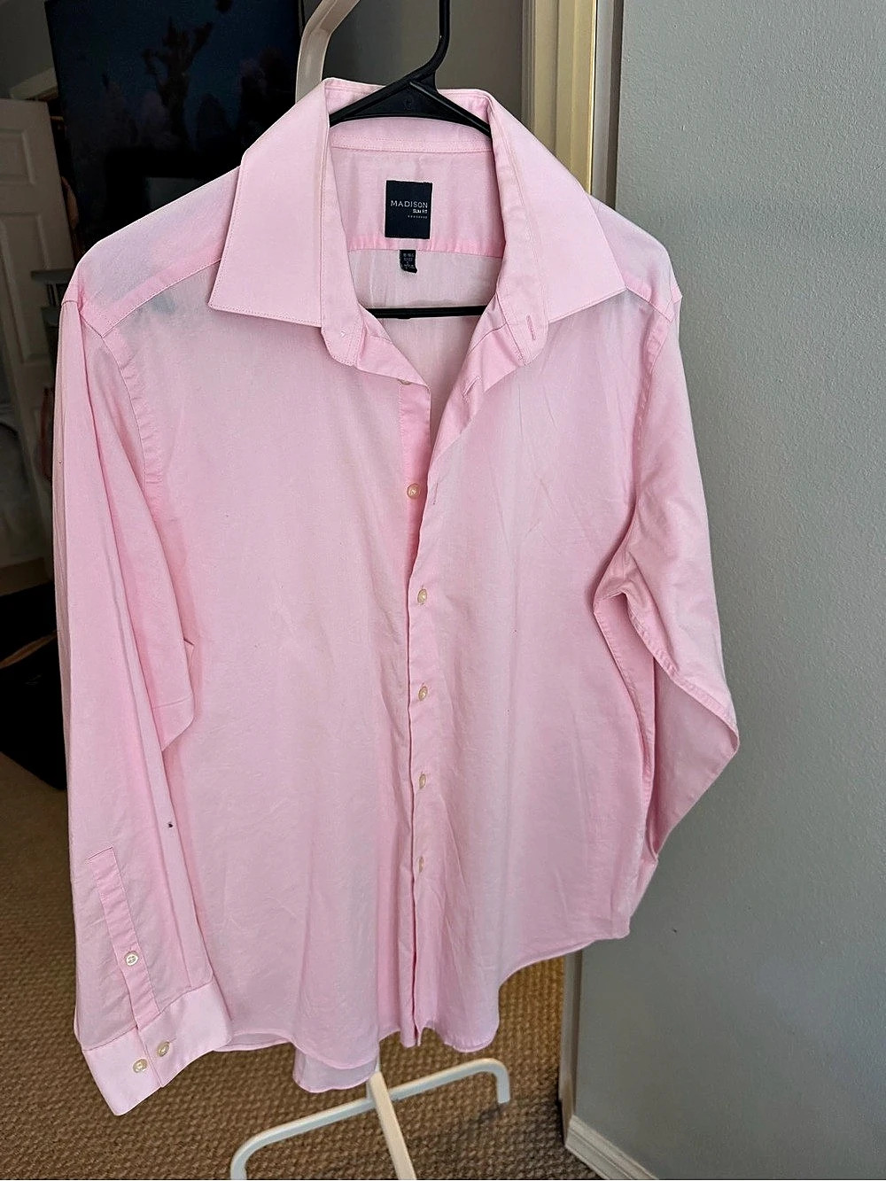 Men’s Madison Pink Button Down Shirt Size L